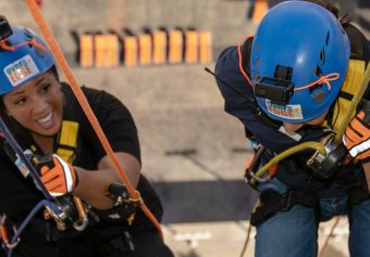 Caring—and Daring—Supporters Rappel Off Caesars Palace For Kids!